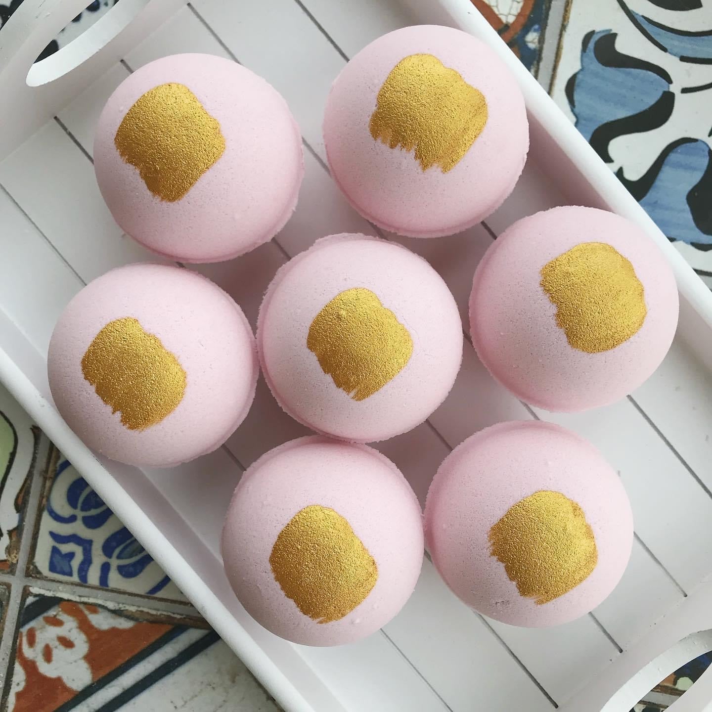 Toasted Marshmallow Bath Bomb